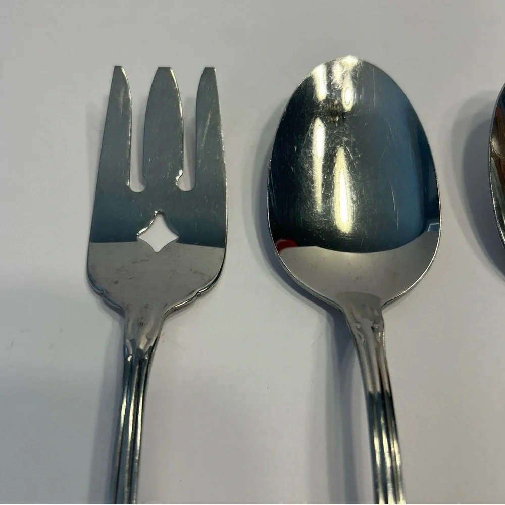 Oneida  Arbor Rose Stainless 3 piece serving Spoons And Meat Fork CANADA